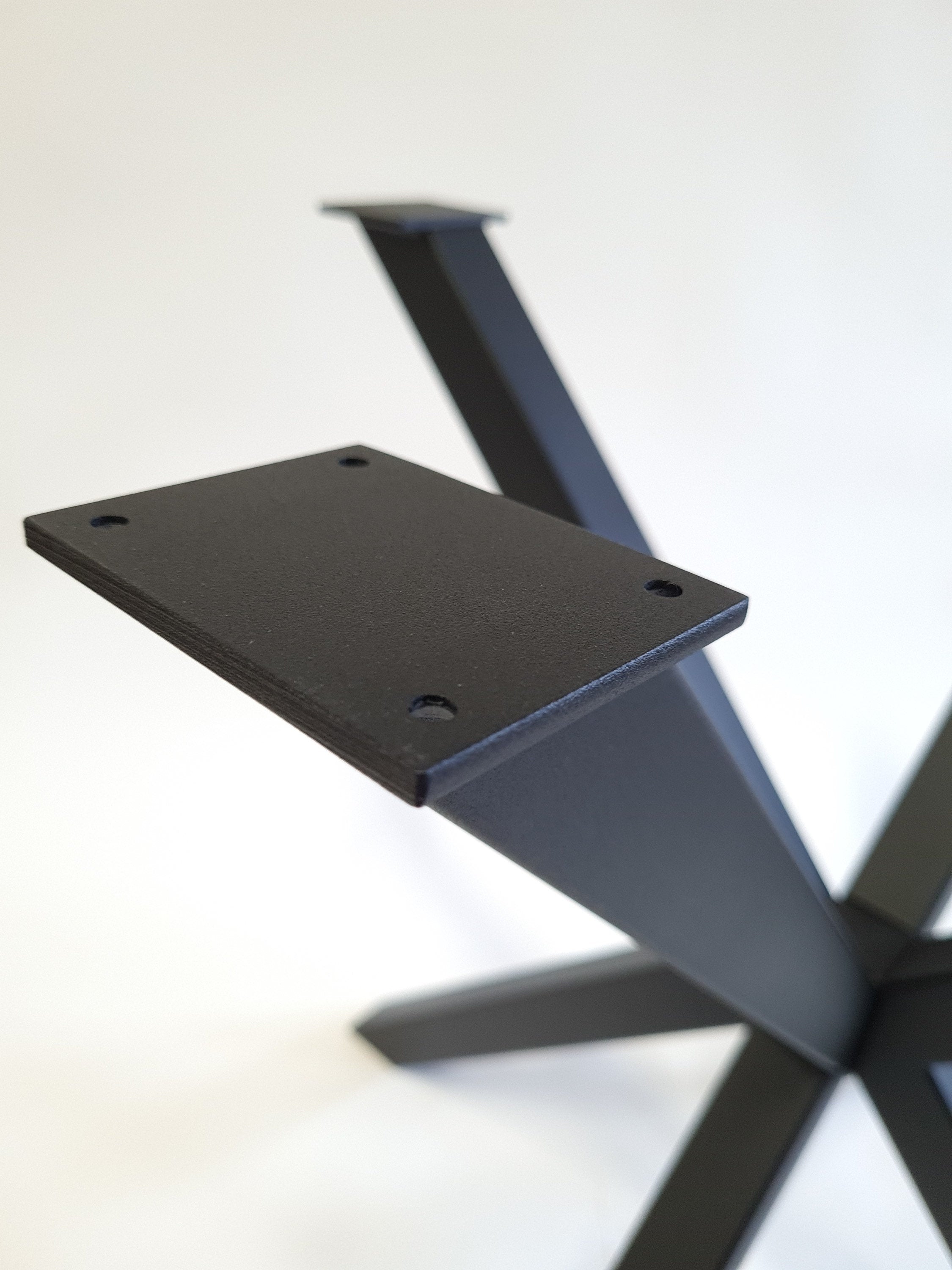 SPIDER table base,Dining table base,Industrial table base,Steel table base,Metal table base,Restaurant table base,Cafe table/Diagonal 80 cm